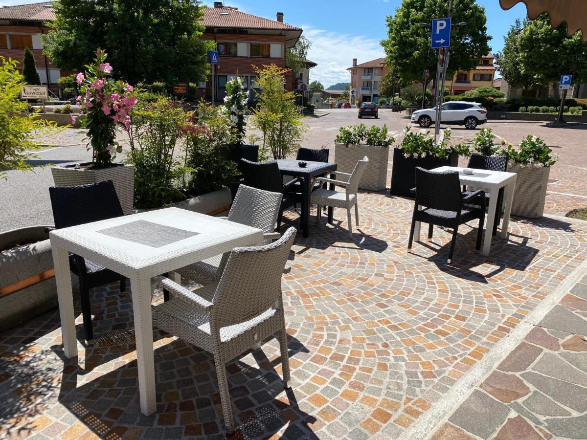 Hotel Riviera Magnano in Riviera Exteriér fotografie